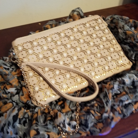 Expressions NYC purse - Picture 7 of 8